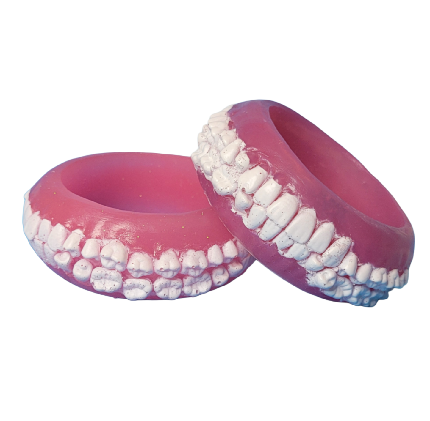 Classic teeth bangle