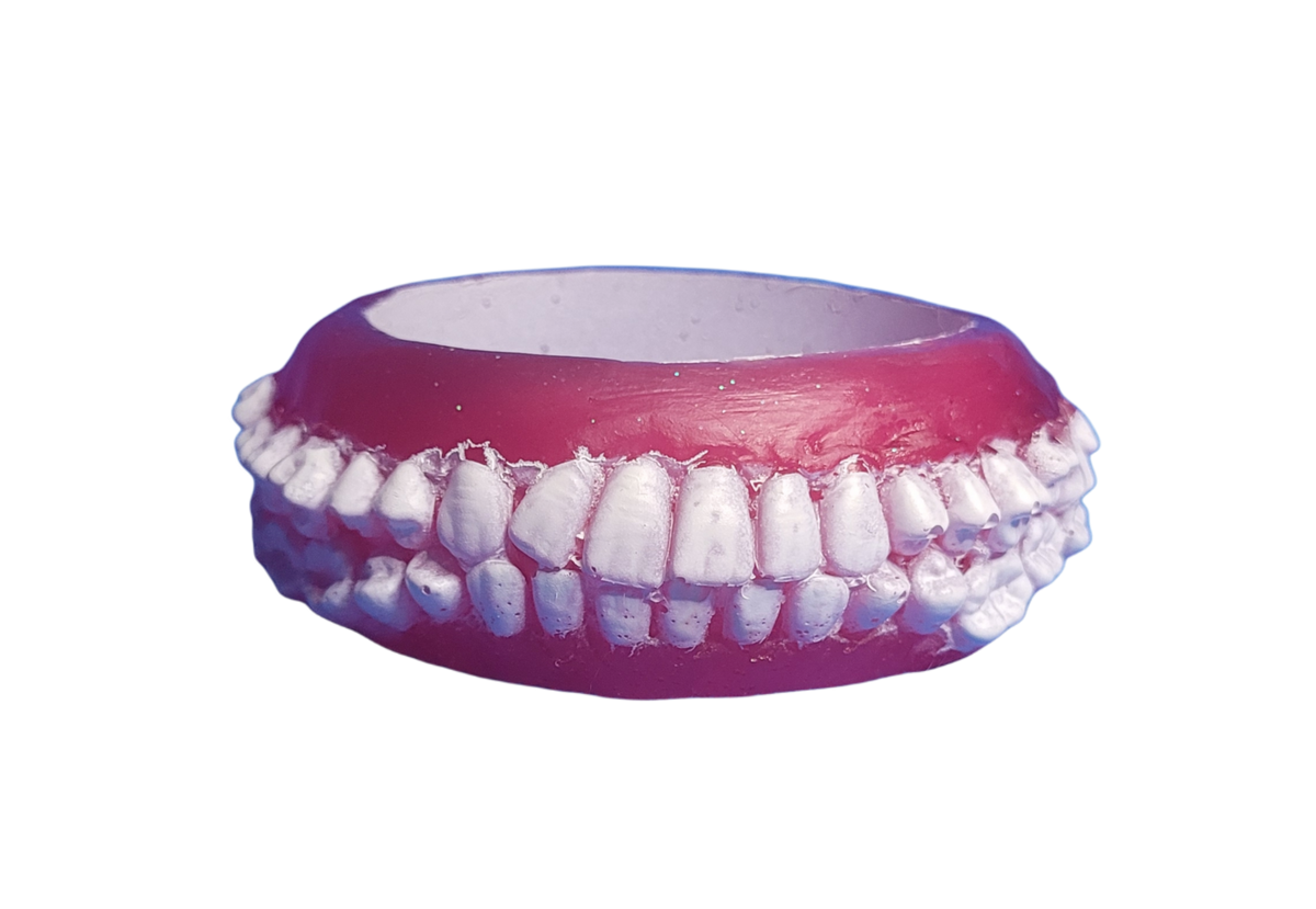 Magenta teeth bangle