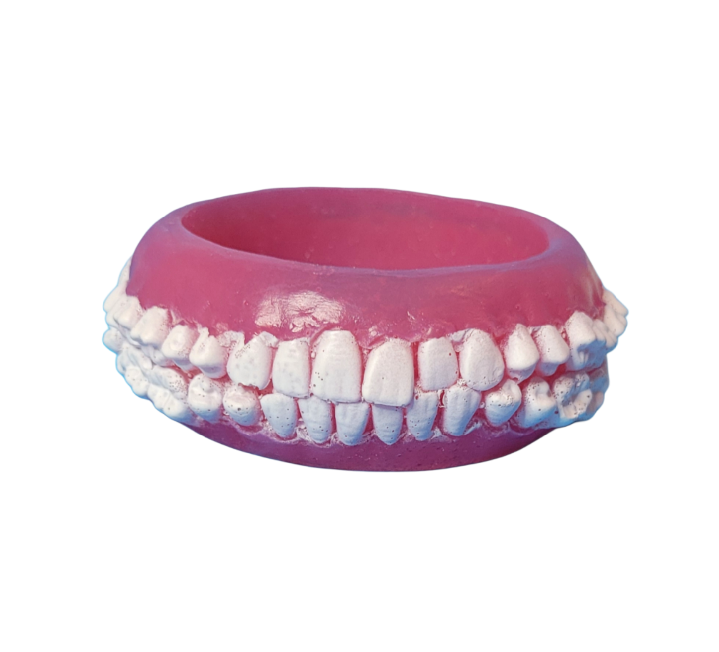 Classic teeth bangle