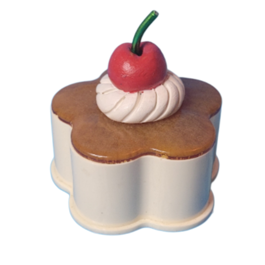 Flan trinket box